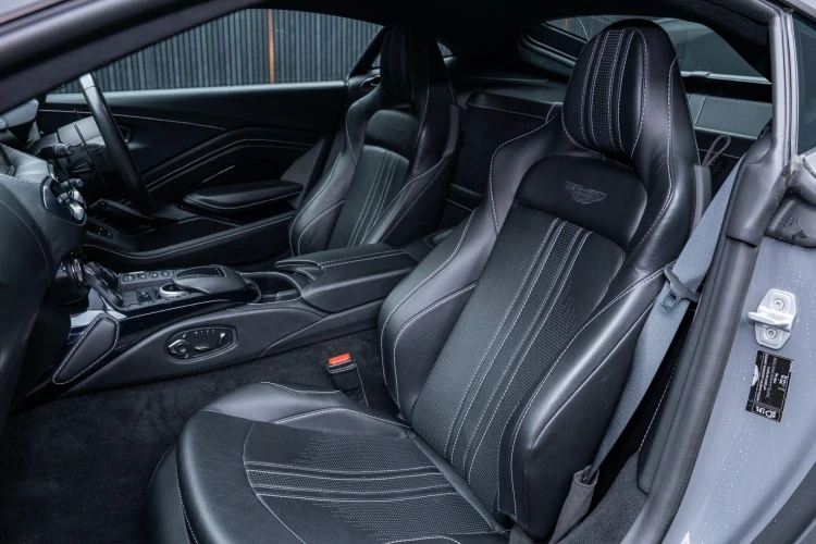Vehicle Image 30