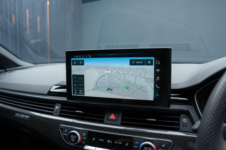 Vehicle Image 10