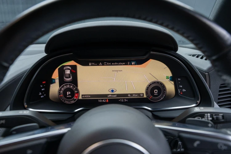 Vehicle Image 8