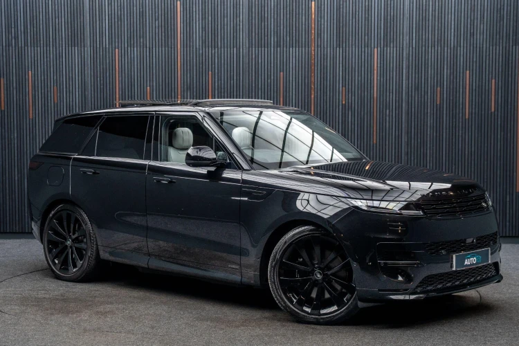 Vehicle Image 5