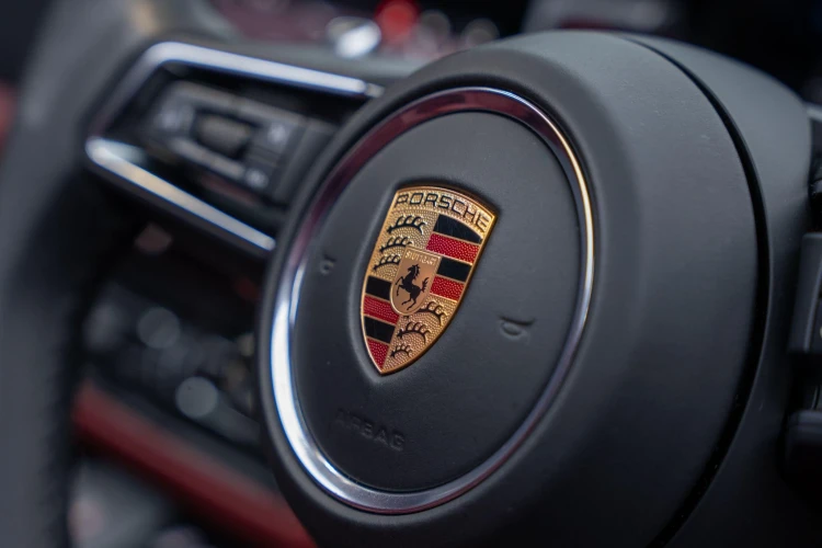 Vehicle Image 30