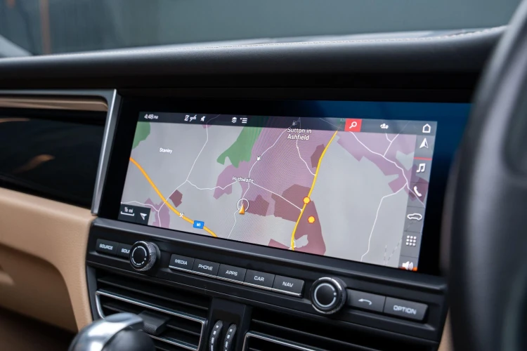 Vehicle Image 8