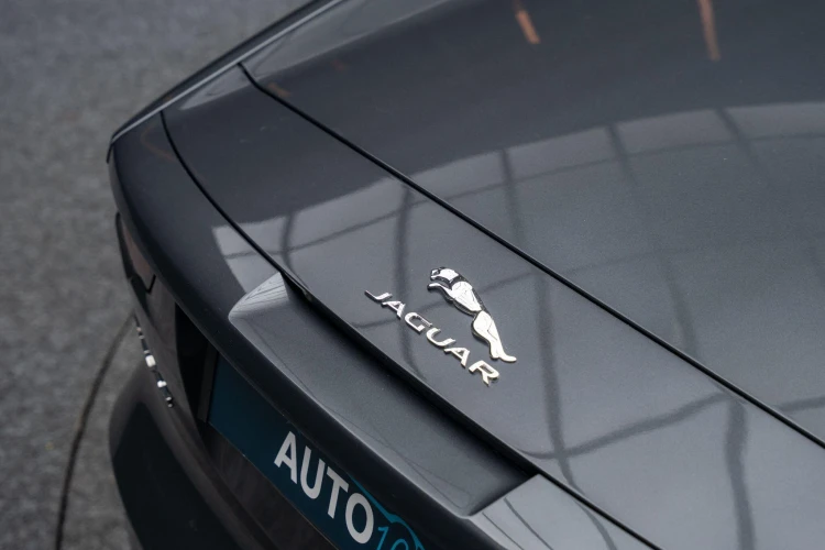 Vehicle Image 33