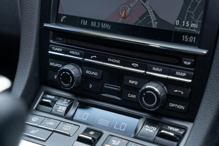 Vehicle Image 22
