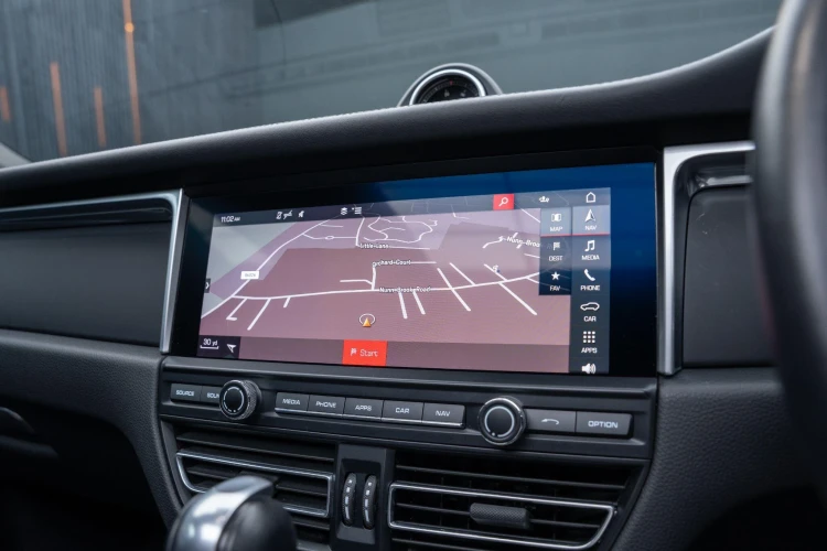 Vehicle Image 10