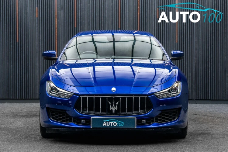 Vehicle Image 9