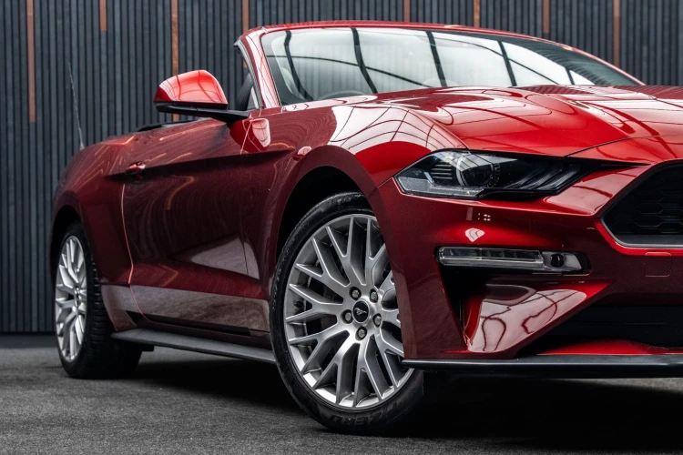 Vehicle Image 7