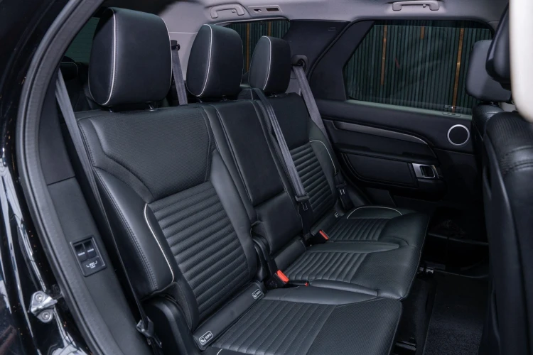 Vehicle Image 13