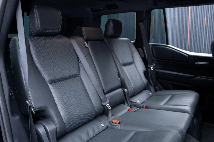 Vehicle Image 14