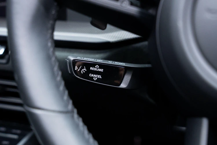 Vehicle Image 31