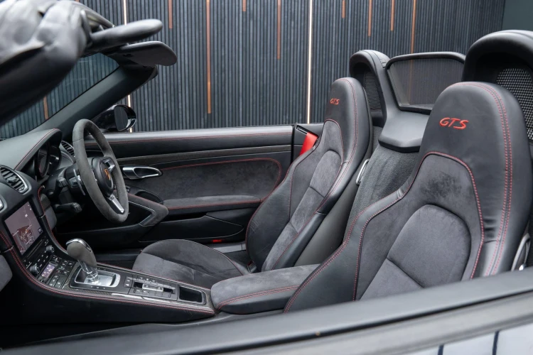 Vehicle Image 39