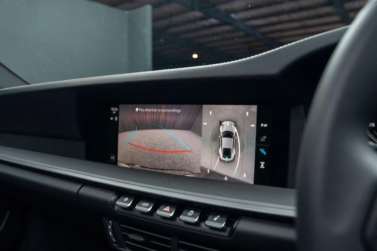 Vehicle Image 8