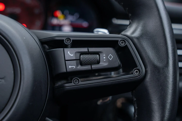 Vehicle Image 36