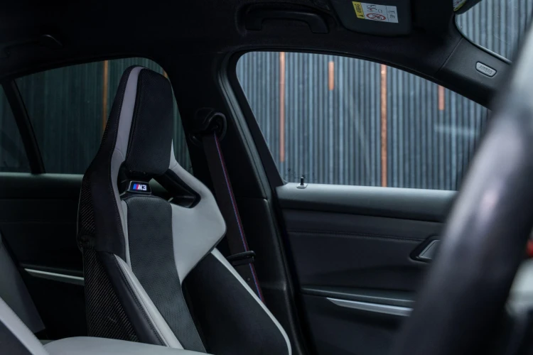 Vehicle Image 35