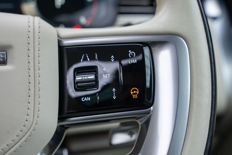 Vehicle Image 30