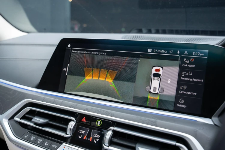 Vehicle Image 8