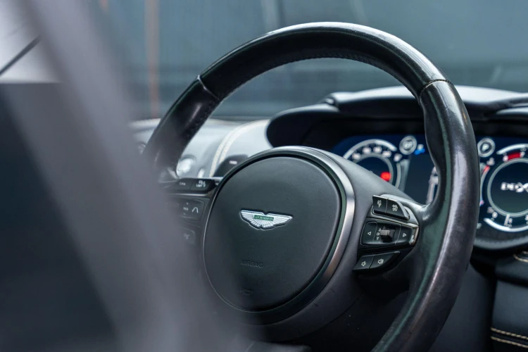 Vehicle Image 40