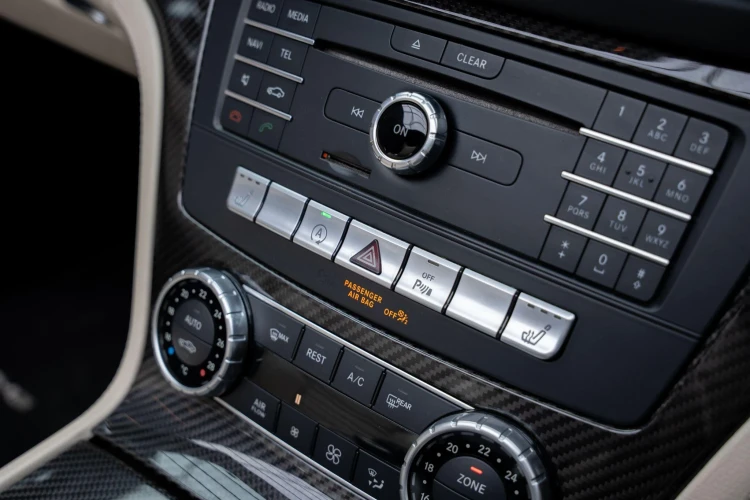 Vehicle Image 22