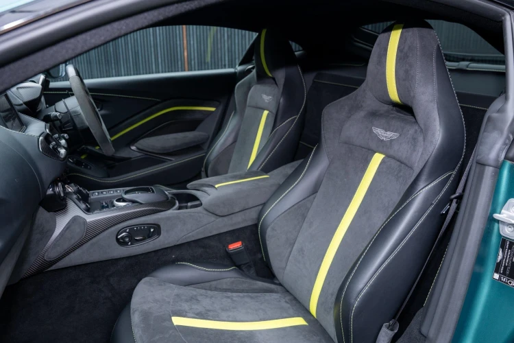 Vehicle Image 36