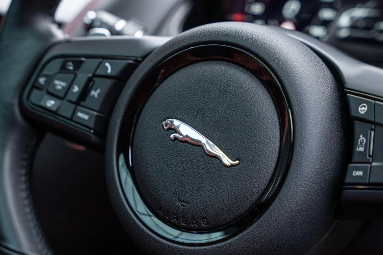 Vehicle Image 36