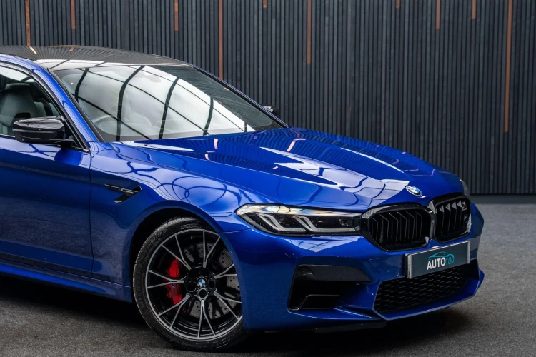 Vehicle Image 9