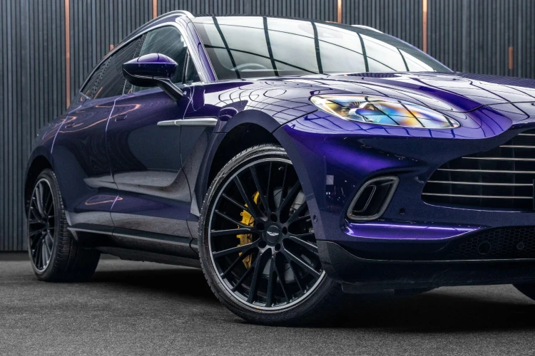 Vehicle Image 7