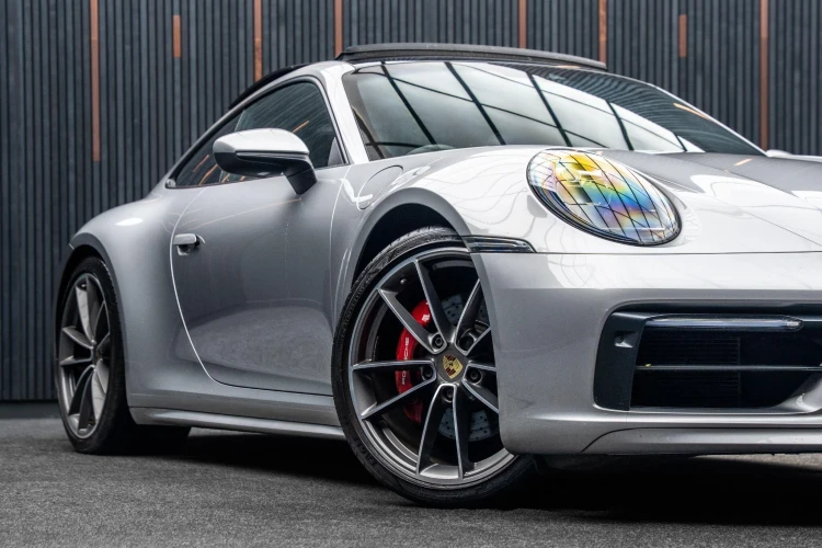 Vehicle Image 7