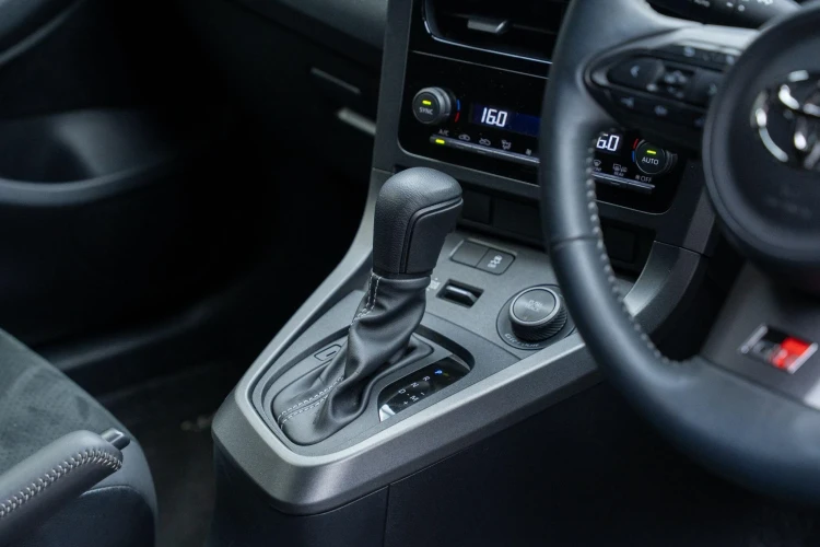 Vehicle Image 30