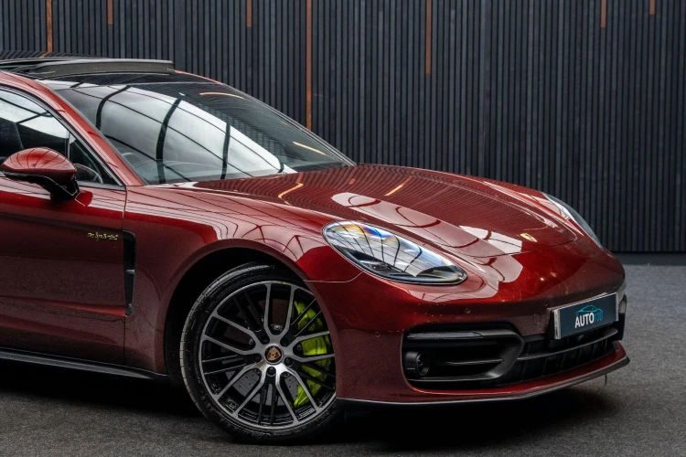 Vehicle Image 10