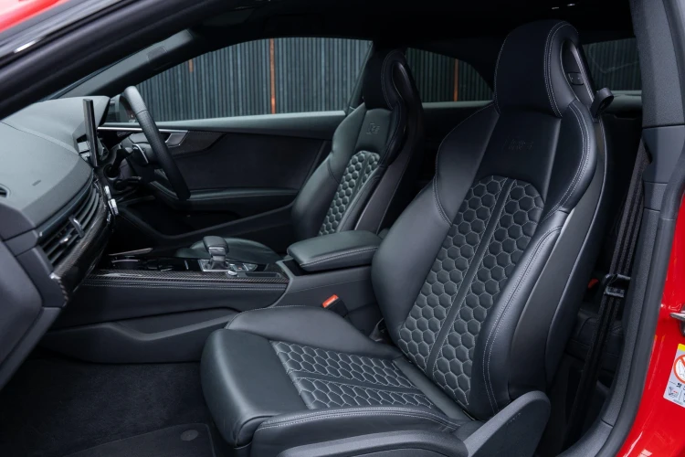 Vehicle Image 40