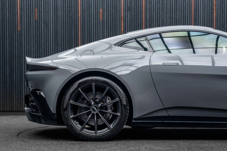 Vehicle Image 20