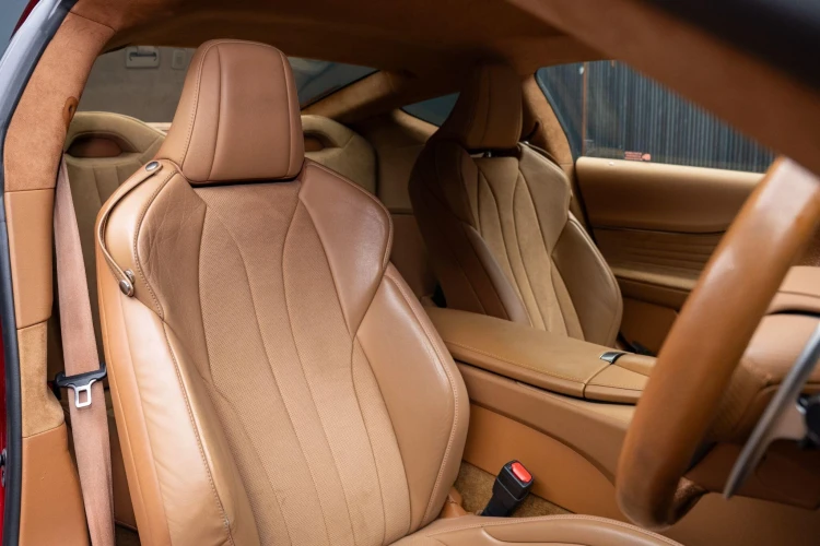 Vehicle Image 12