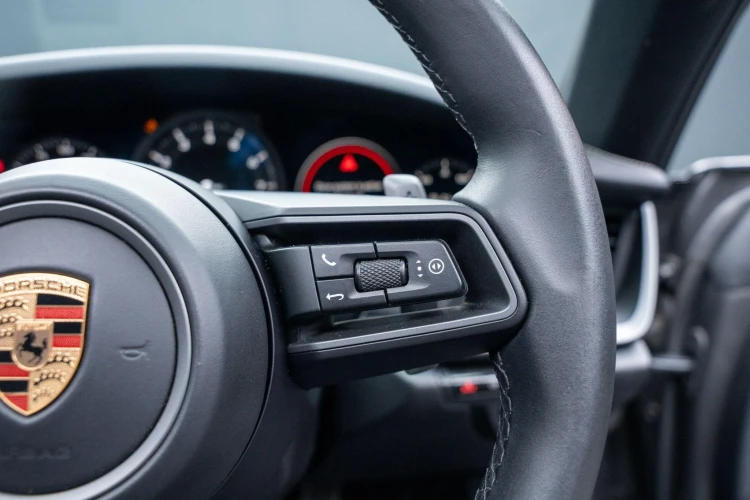 Vehicle Image 20