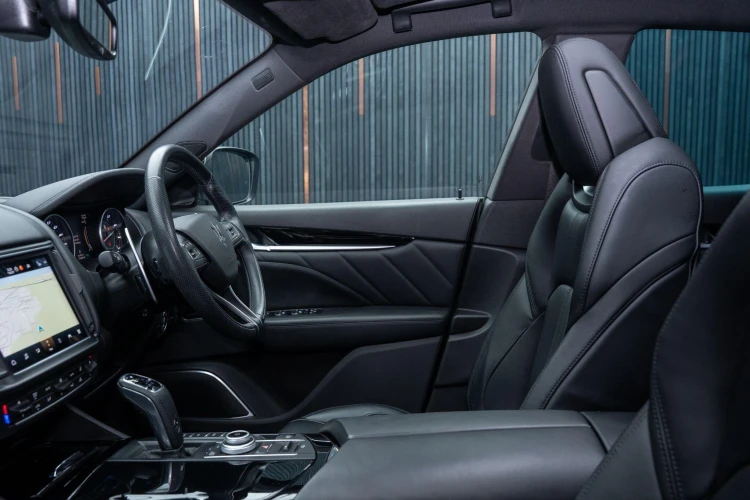 Vehicle Image 45