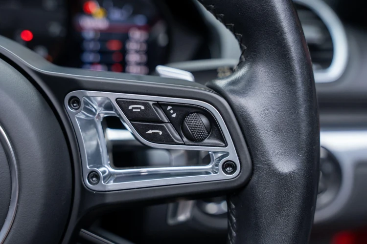 Vehicle Image 30