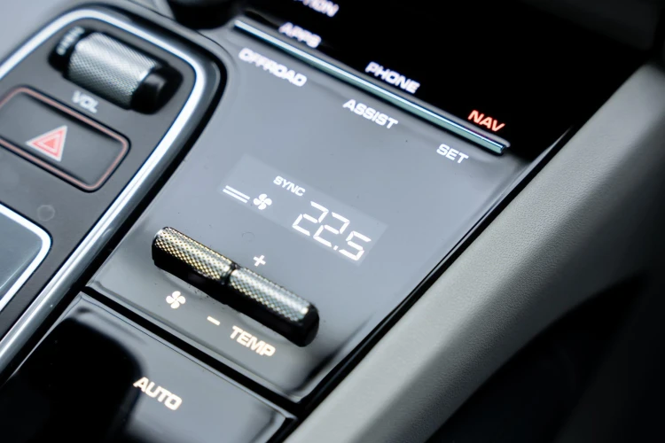 Vehicle Image 20