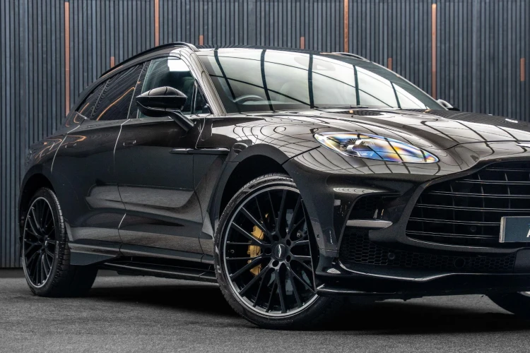 Vehicle Image 7