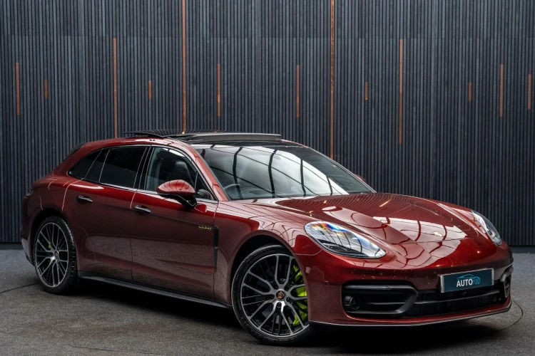 Vehicle Image 6