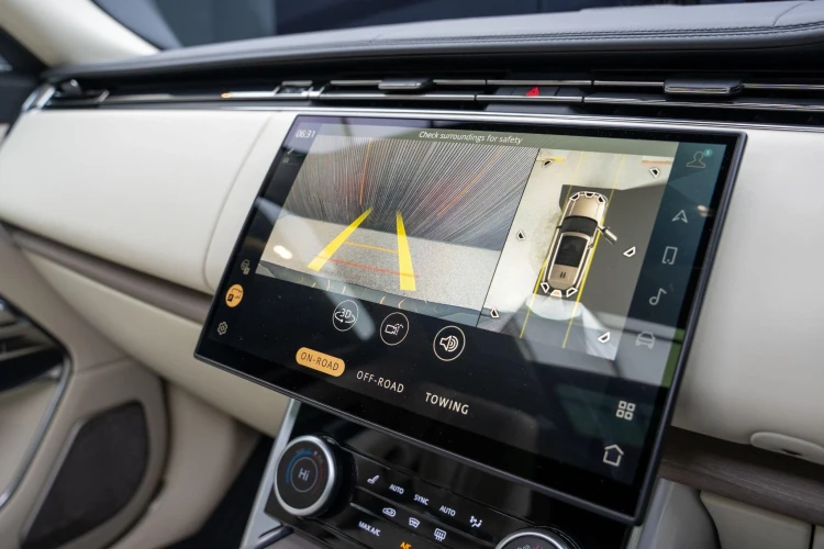 Vehicle Image 8