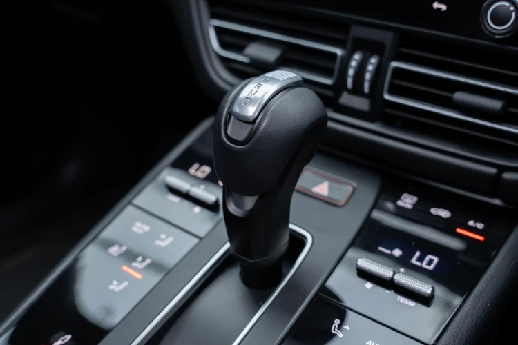 Vehicle Image 39