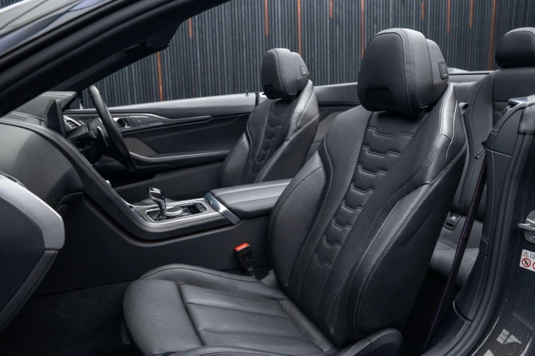 Vehicle Image 37