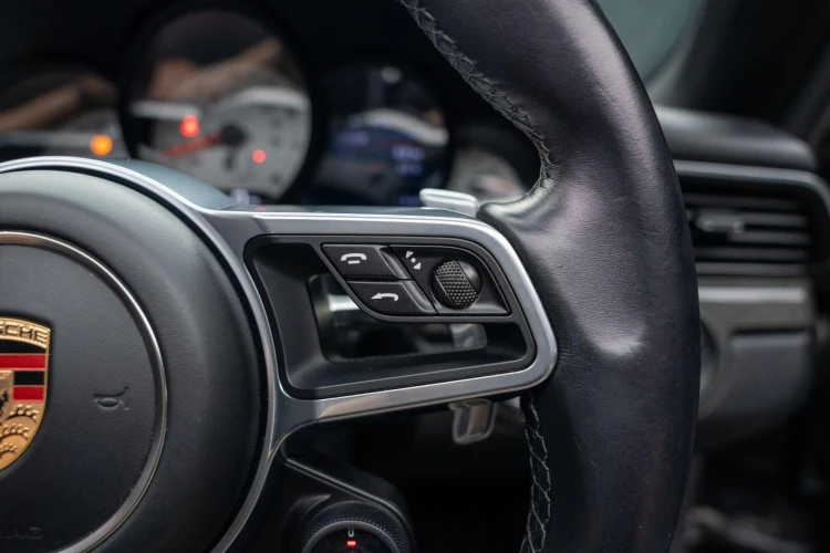 Vehicle Image 22