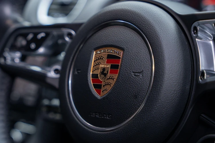 Vehicle Image 30