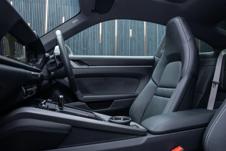 Vehicle Image 39
