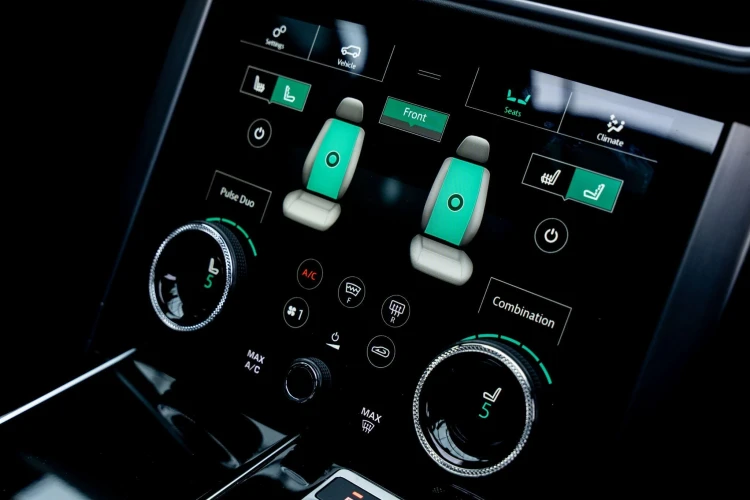 Vehicle Image 18