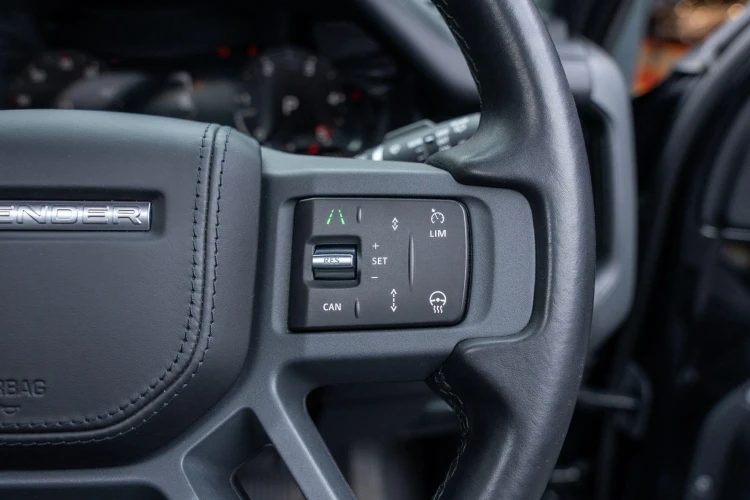 Vehicle Image 24