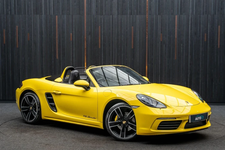 Vehicle Image 7