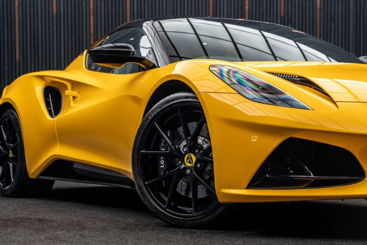 Vehicle Image 7