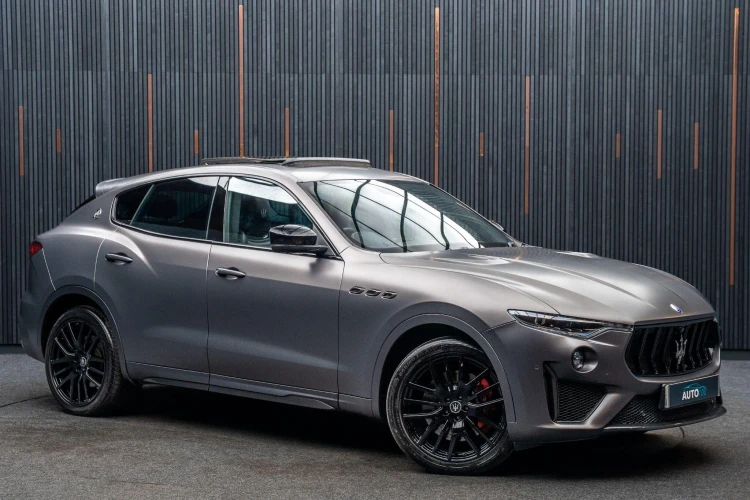 Vehicle Image 5