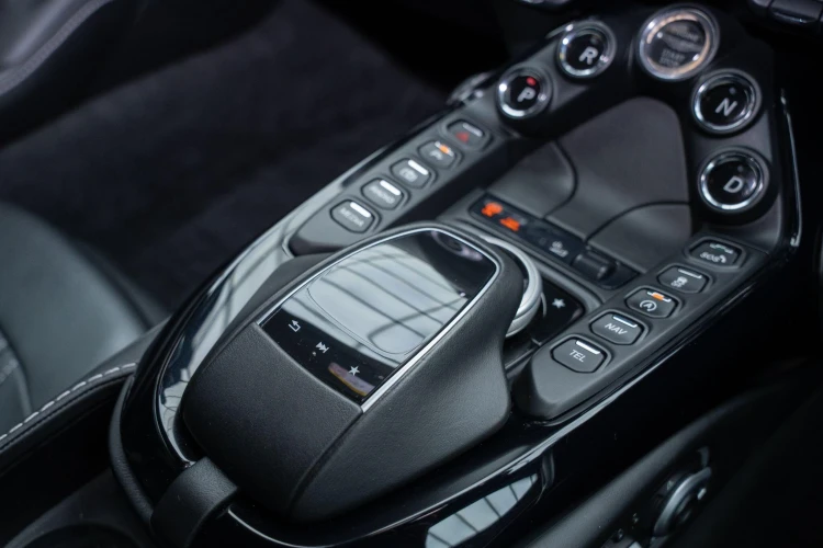 Vehicle Image 30